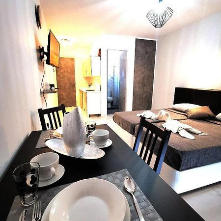 Eleana Apartments Ayia Napa Exteriör bild